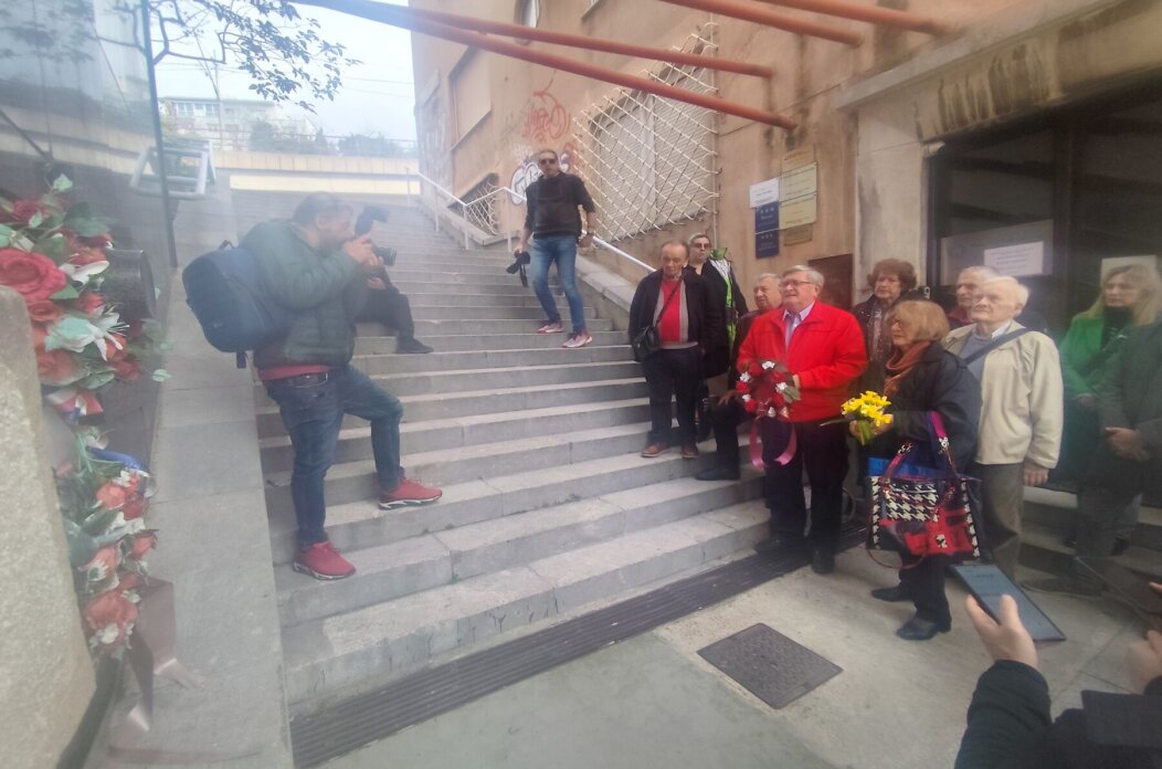 Polaganje-vijenaca-na-spomen-obiljezje-na-Stubama-trinaestorice-strijeljanih-na-Piramidi Polaganje-vijenaca-na-spomen-obiljezje-na-Stubama-trinaestorice-strijeljanih-na-Piramidi