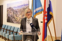 Potpisani-ugovore-za-nadstandne-programe-u-zdravstvu-i-socijali-10