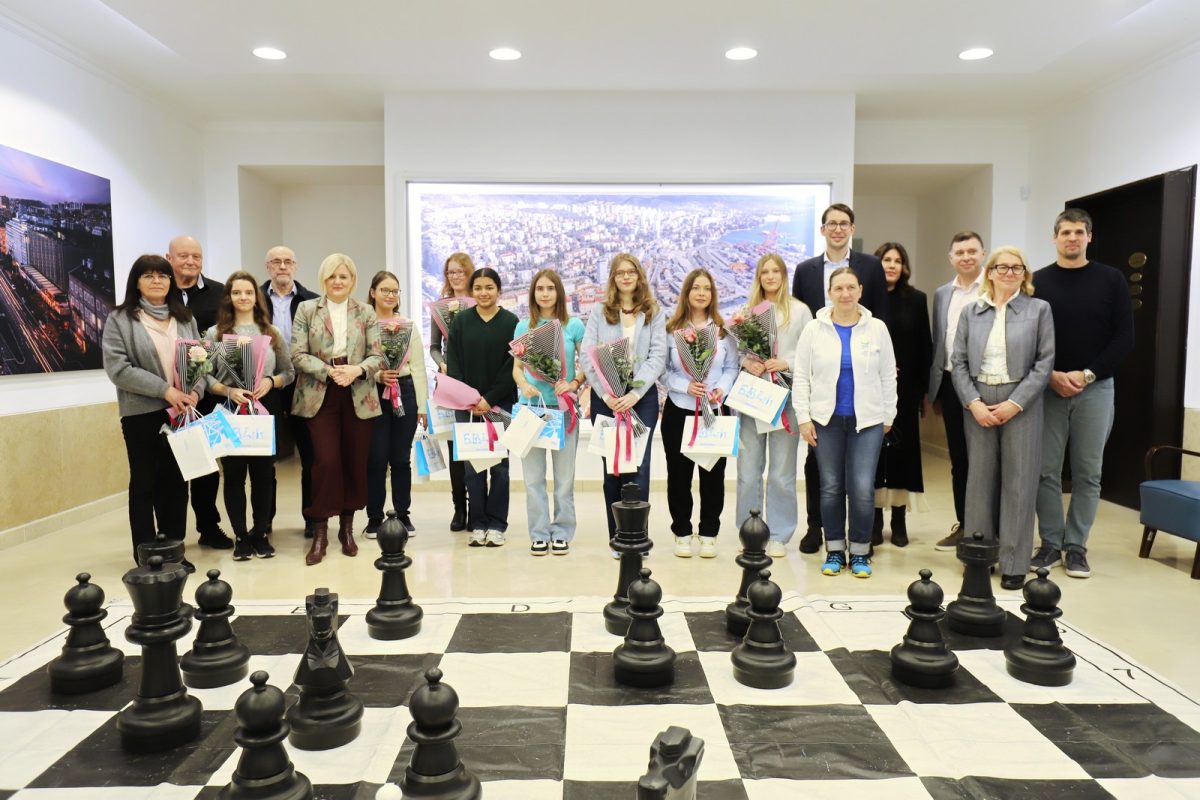 Ucesnice-turnira-i-uzvanici-3-1200×800