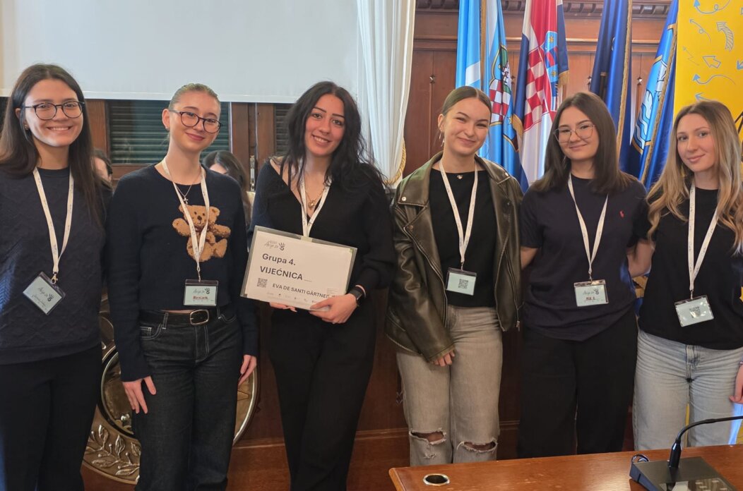 opatija,srednjoskolci akcija za 5 ai (3) opatija,srednjoskolci akcija za 5 ai (3)