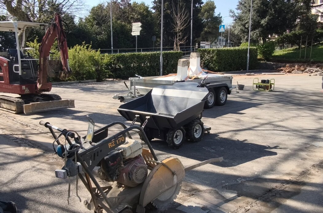 skate park (1) skate park (1)