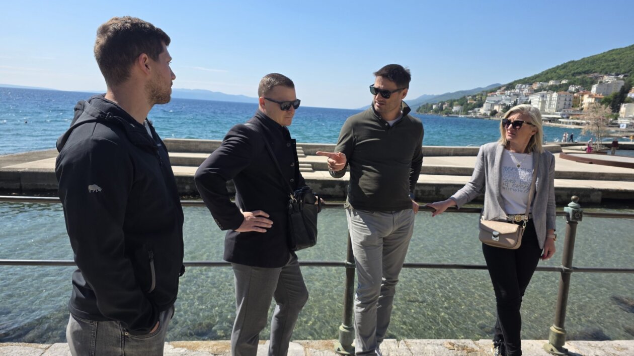 20260422_105406-2048×1153