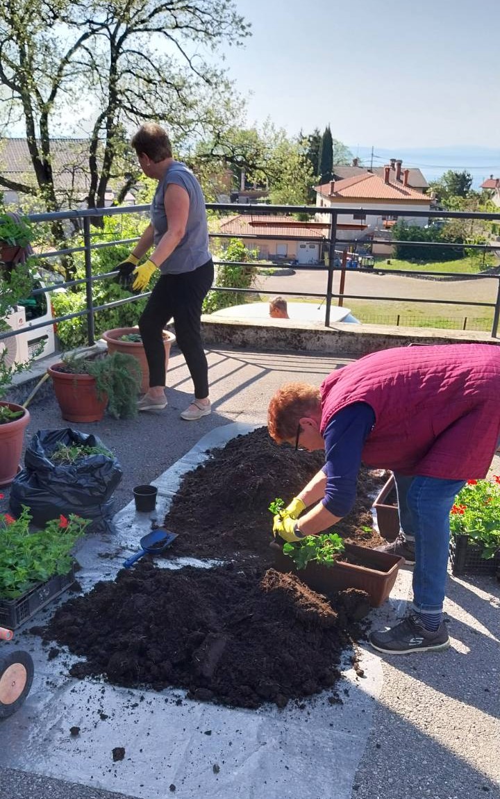 676904435_1376842304489493_1644173791338230932_n