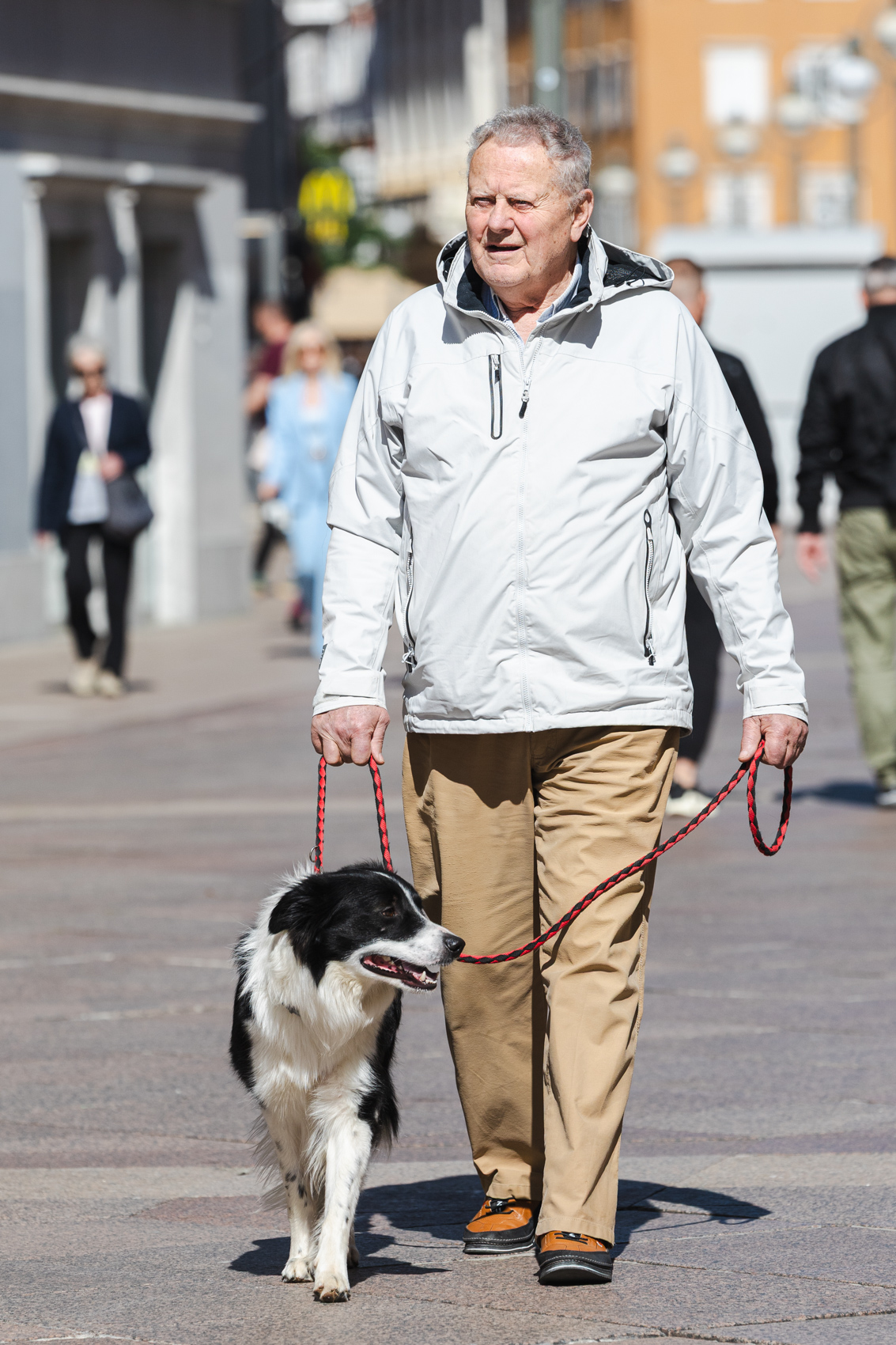 Klikom po Korzu 24.4.-2685