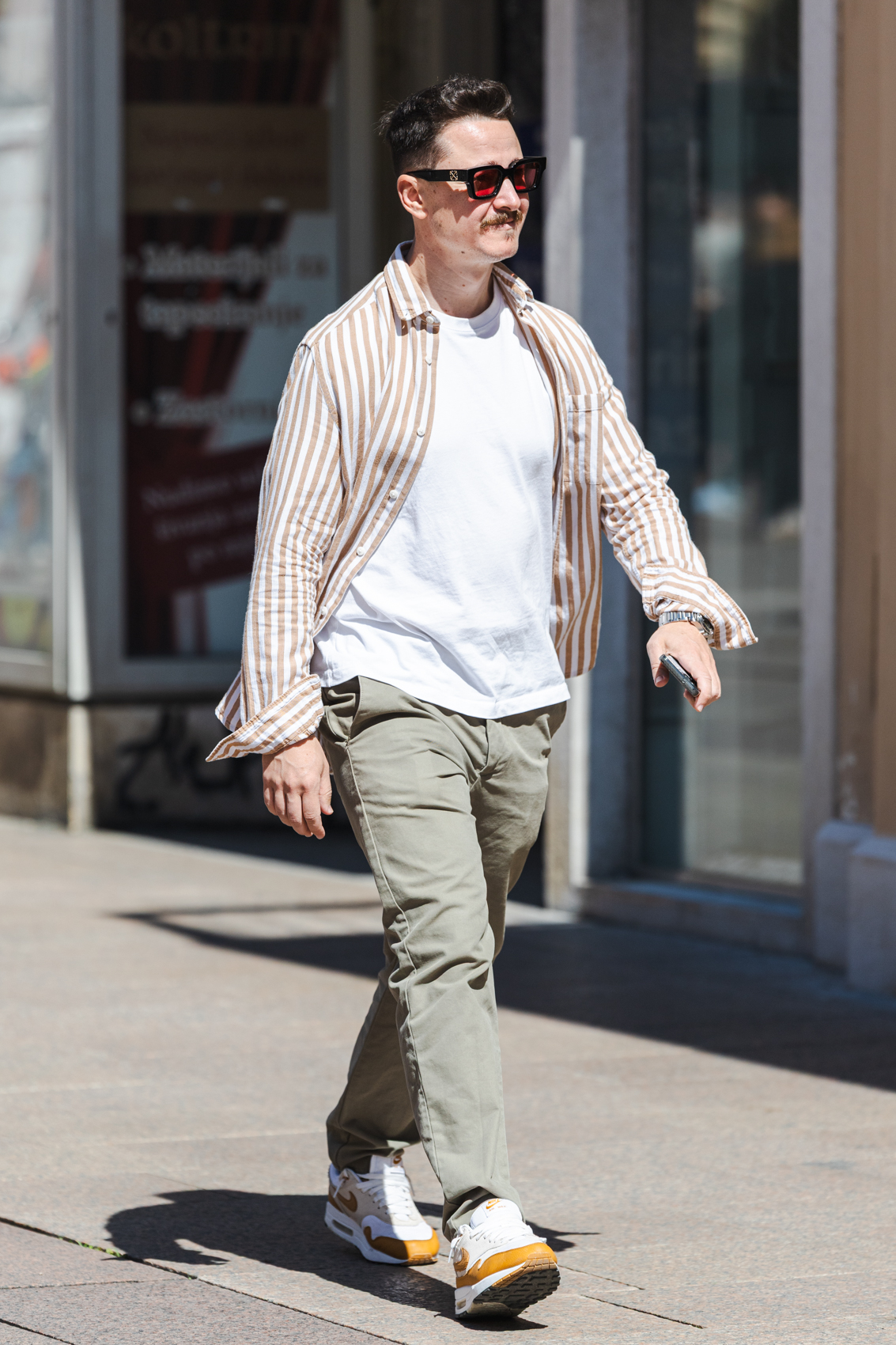 Klikom po Korzu 24.4.-3228