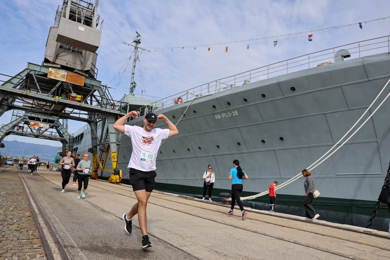 MoloLongoTrk-2026-3 MoloLongoTrk-2026-3