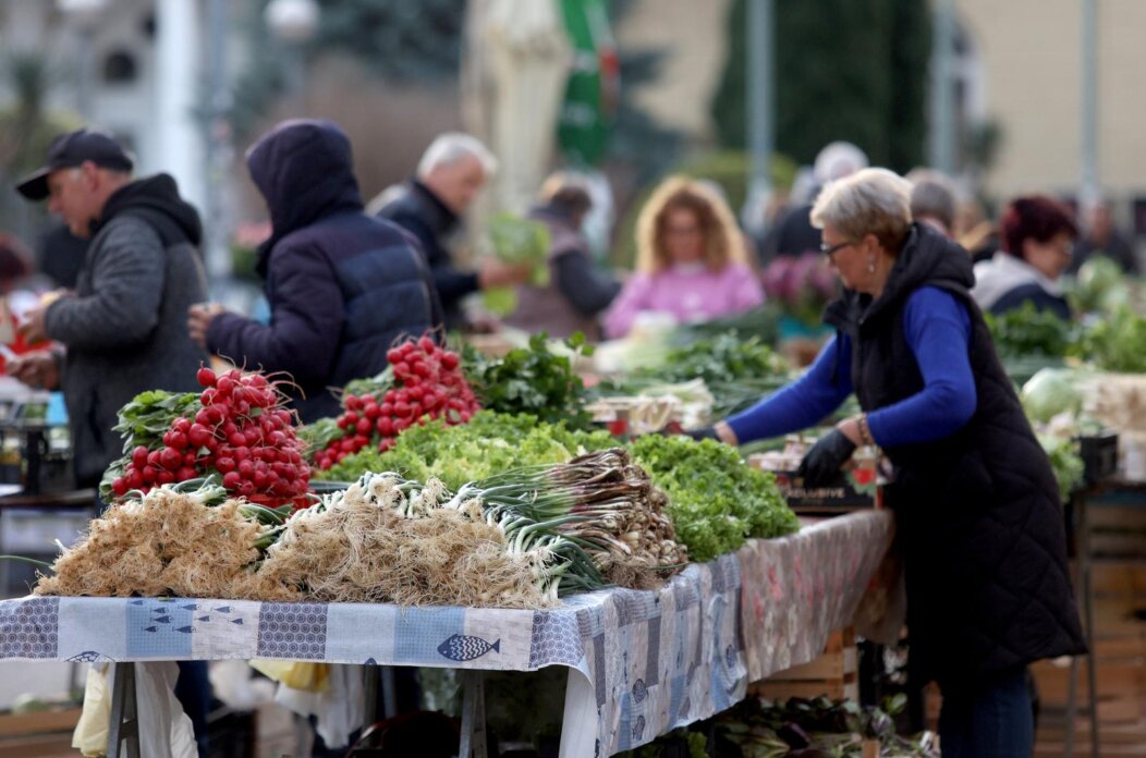 RIjeka: Ponuda na tržnici uoči Uskrsa