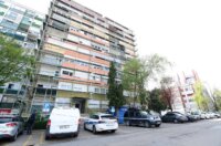 Velika Gorica: Žena skočila sa zgrade, u stanu pronađena mrtva djevojka Velika Gorica: Žena skočila sa zgrade, u stanu pronađena mrtva djevojka