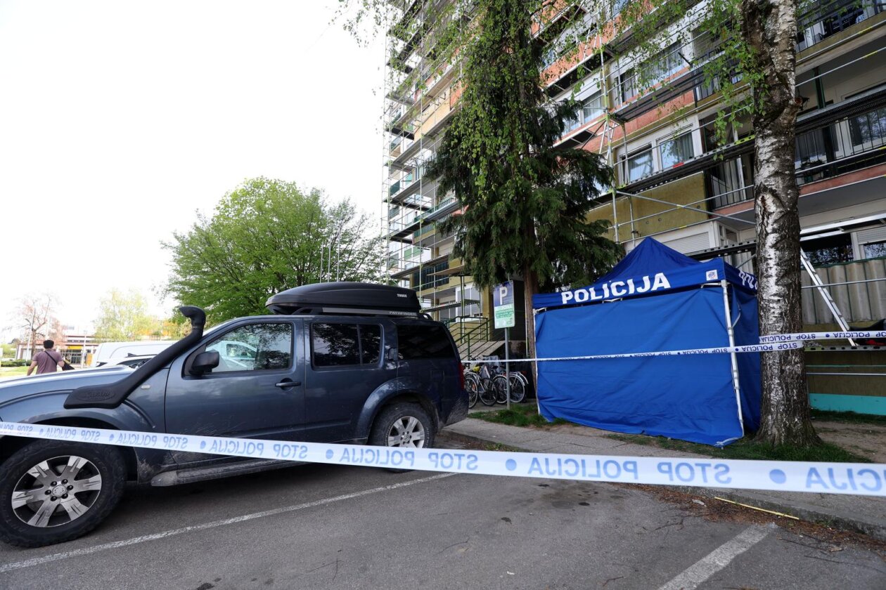 Velika Gorica: Žena skočila sa zgrade, u stanu pronađena mrtva djevojka Velika Gorica: Žena skočila sa zgrade, u stanu pronađena mrtva djevojka