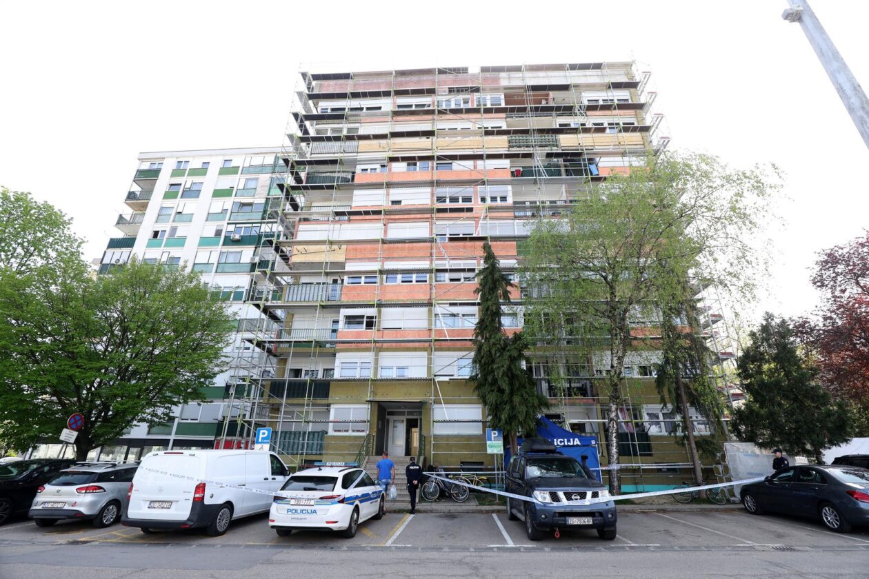 Velika Gorica: Žena skočila sa zgrade, u stanu pronađena mrtva djevojka Velika Gorica: Žena skočila sa zgrade, u stanu pronađena mrtva djevojka