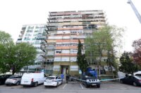 Velika Gorica: Žena skočila sa zgrade, u stanu pronađena mrtva djevojka Velika Gorica: Žena skočila sa zgrade, u stanu pronađena mrtva djevojka