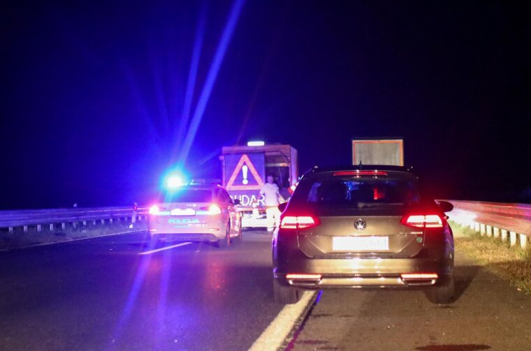 Slavonski Brod: Prometna nesreća na autocesti A3