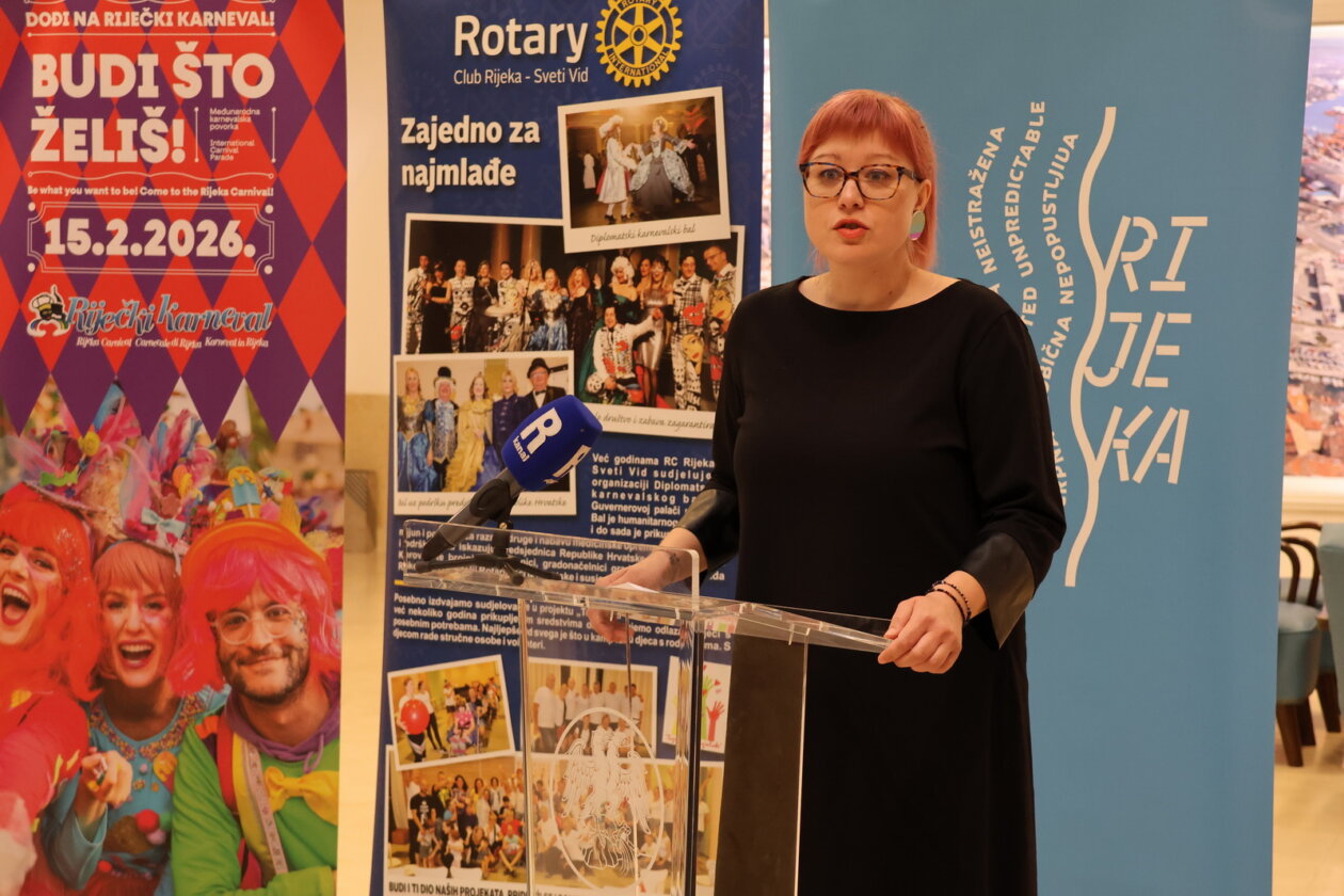 Predaja-donacije-s-Humanitarnog-karnevalskog-gala-partyja-6 Predaja-donacije-s-Humanitarnog-karnevalskog-gala-partyja-6