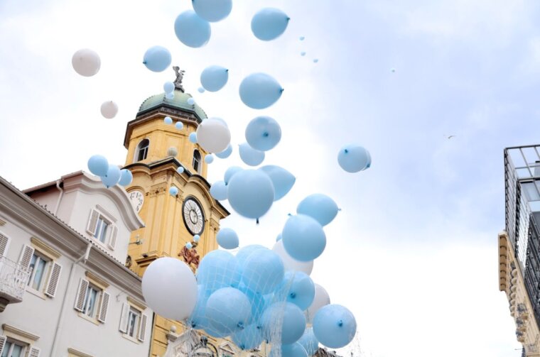 Pustanje-plavih-balona-povodom-Svjetskog-dana-svjesnosti-o-autizmu-9-1200×800 (1)