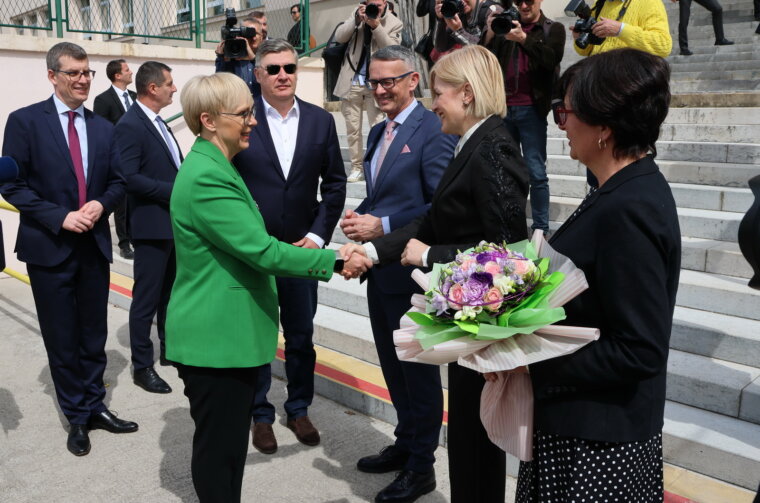 Slovenska-predsjednica-u-OS-Pecine-2