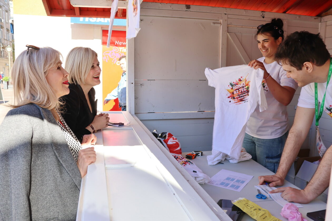 Zapocela-prodaja-majica-za-Homo-si-tec-1