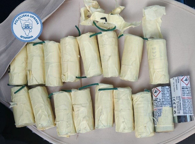 f5c935b8-0e88-4550-963a-d6bb7aad5c02