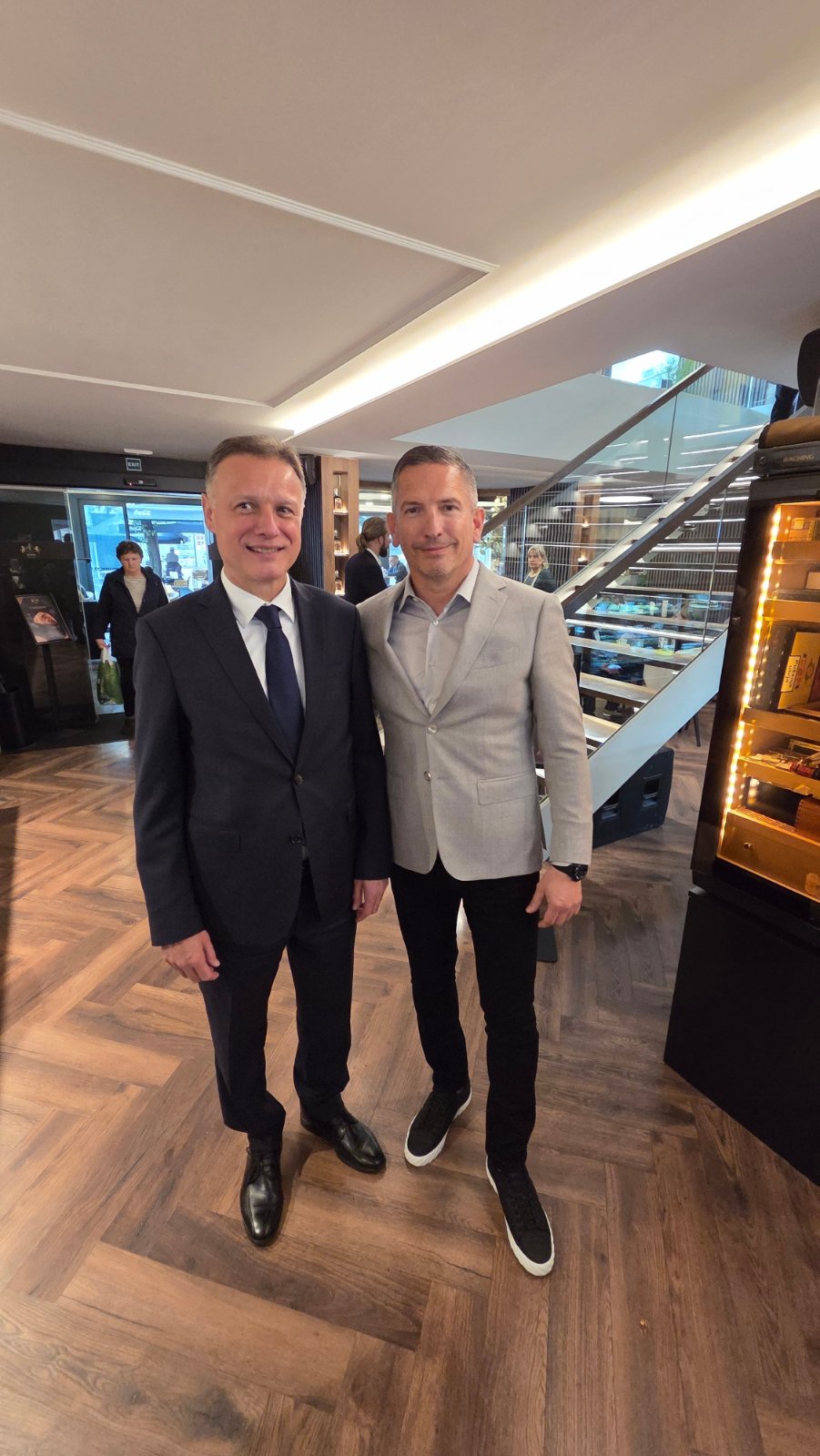 Jandroković na kavi u riječkom Renardu: Predsjednik Sabora sa ...