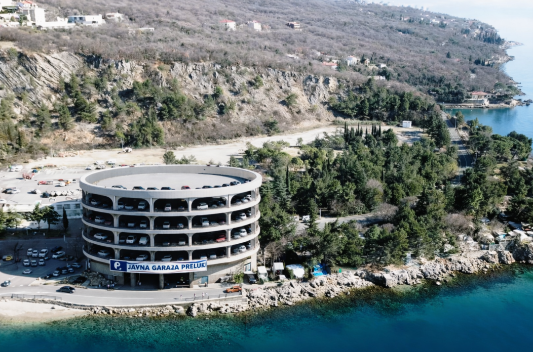 javna garaža preluk ChatGPT Image