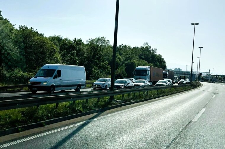 nesreća kolona a7 smjer opatija rupa nesreća kolona a7 smjer opatija rupa