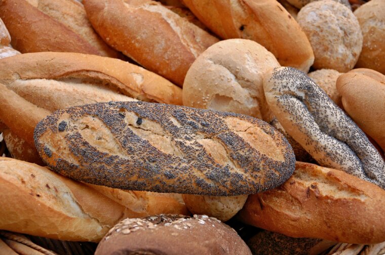 pexels-insideportugal-11570705