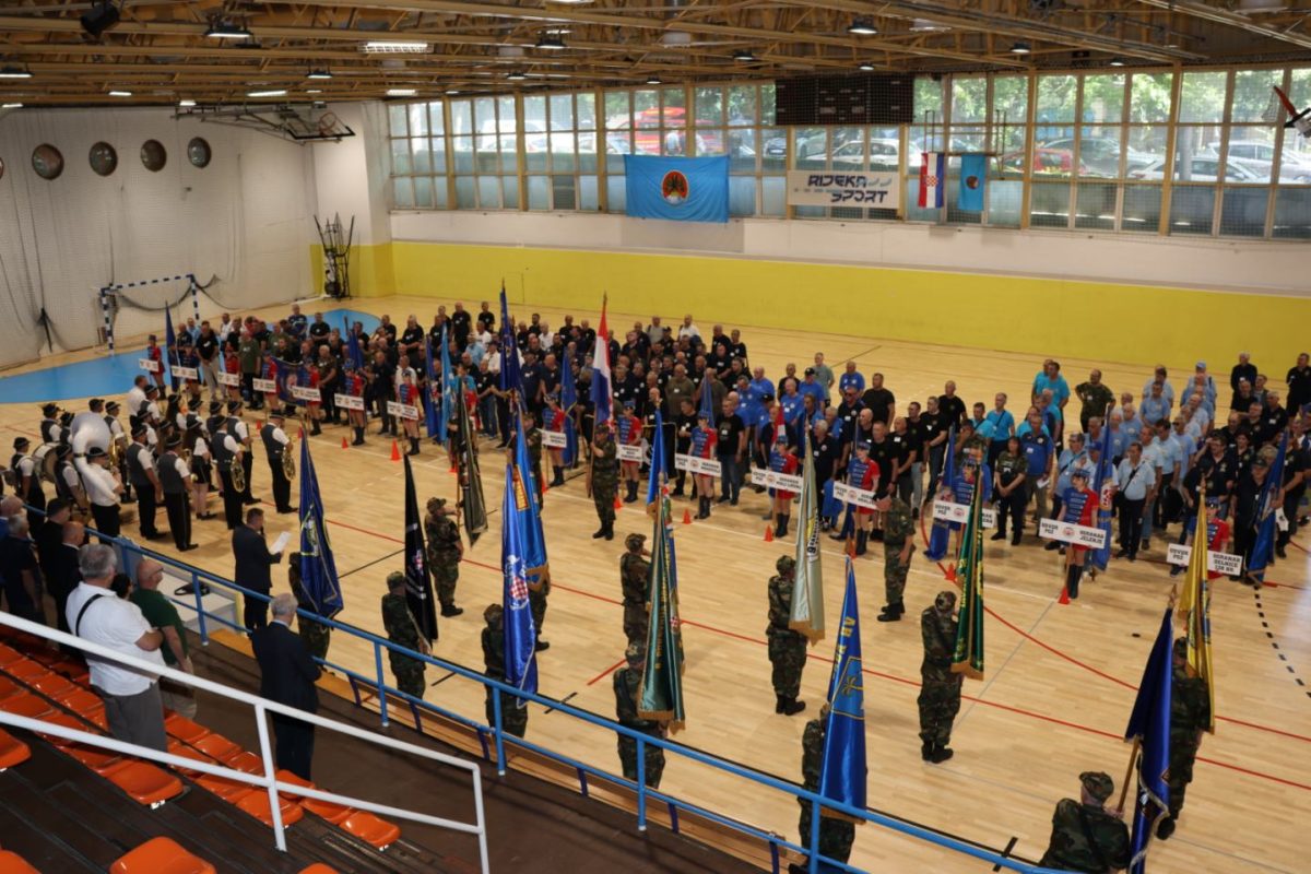 28-sportski-susreti-dragovoljaca-i-veterana-1200×800 28-sportski-susreti-dragovoljaca-i-veterana-1200×800