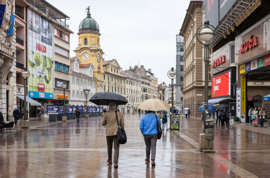 Ilustrativna kiša Rijeka korzo-5174 Ilustrativna kiša Rijeka korzo-5174