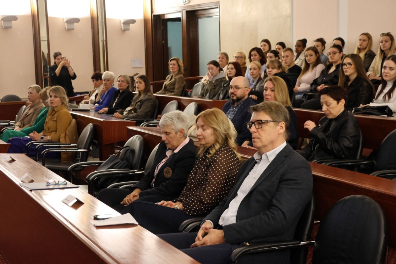 Medunarodni-dan-sestrinstva-3 Medunarodni-dan-sestrinstva-3
