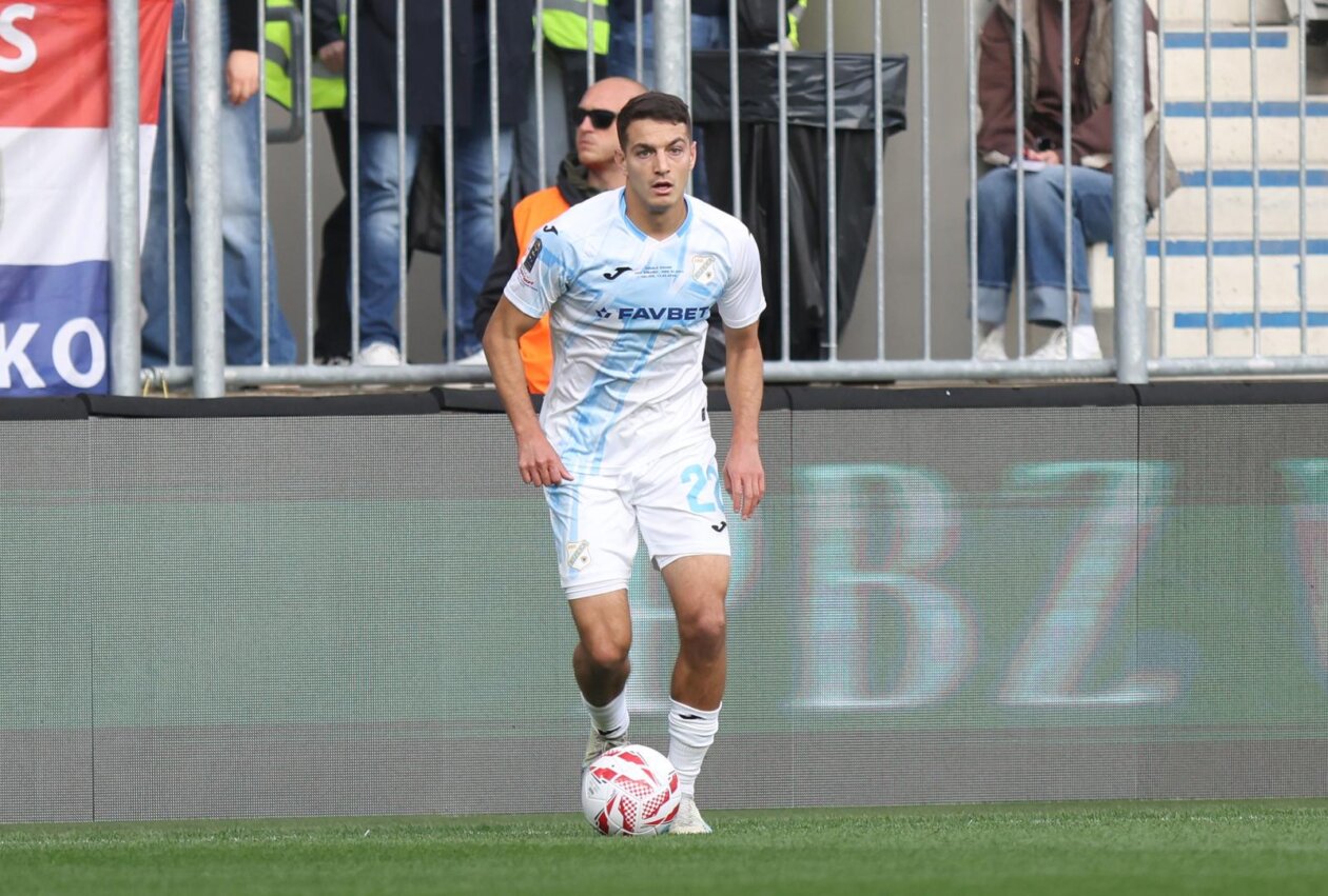 Dinamo i Rijeka u finalu Hrvatskog nogometnog kupa Dinamo i Rijeka u finalu Hrvatskog nogometnog kupa