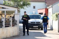 U Drnišu muškarac ubio dostavljača