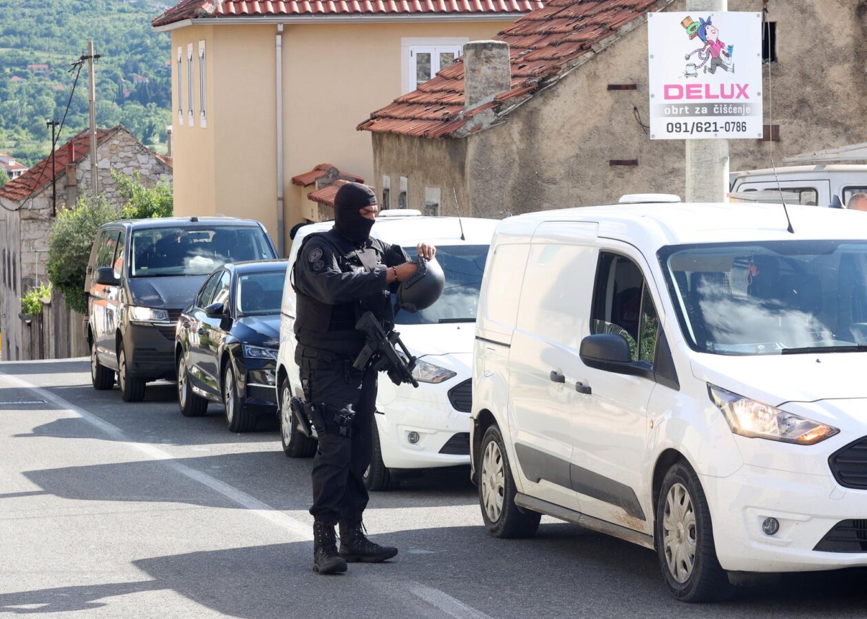 U Drnišu muškarac ubio dostavljača