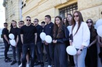 ibenik: ibenski  maturanti su norijadu posvetili Luki Milovcu sa 19 minuta utnje i 19 bijelih balona