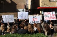 ibenik: ibenski  maturanti su norijadu posvetili Luki Milovcu sa 19 minuta utnje i 19 bijelih balona