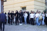 ibenik: ibenski  maturanti su norijadu posvetili Luki Milovcu sa 19 minuta utnje i 19 bijelih balona