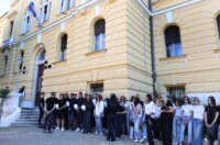 ibenik: ibenski  maturanti su norijadu posvetili Luki Milovcu sa 19 minuta utnje i 19 bijelih balona
