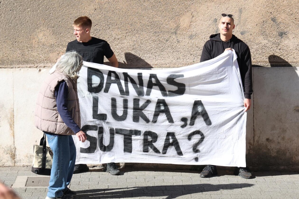 ibenik: ibenski  maturanti su norijadu posvetili Luki Milovcu sa 19 minuta utnje i 19 bijelih balona