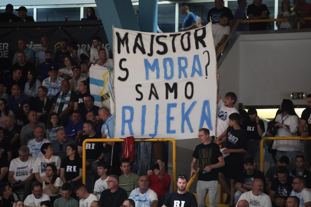 Rijeka: Rijeka i Olmissum u prvoj utakmici finale Hrvatske malonogometne lige Rijeka: Rijeka i Olmissum u prvoj utakmici finale Hrvatske malonogometne lige