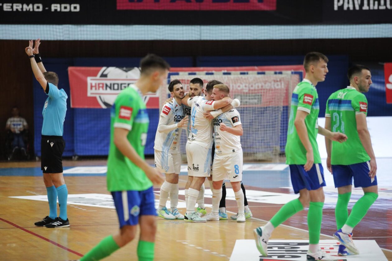 Rijeka: Rijeka i Olmissum u prvoj utakmici finale Hrvatske malonogometne lige Rijeka: Rijeka i Olmissum u prvoj utakmici finale Hrvatske malonogometne lige