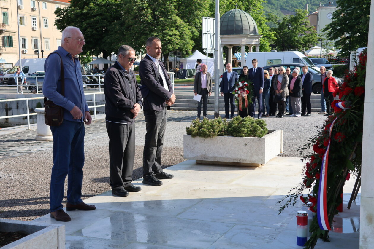 Polaganje-vijenaca-Dan-Europe-3