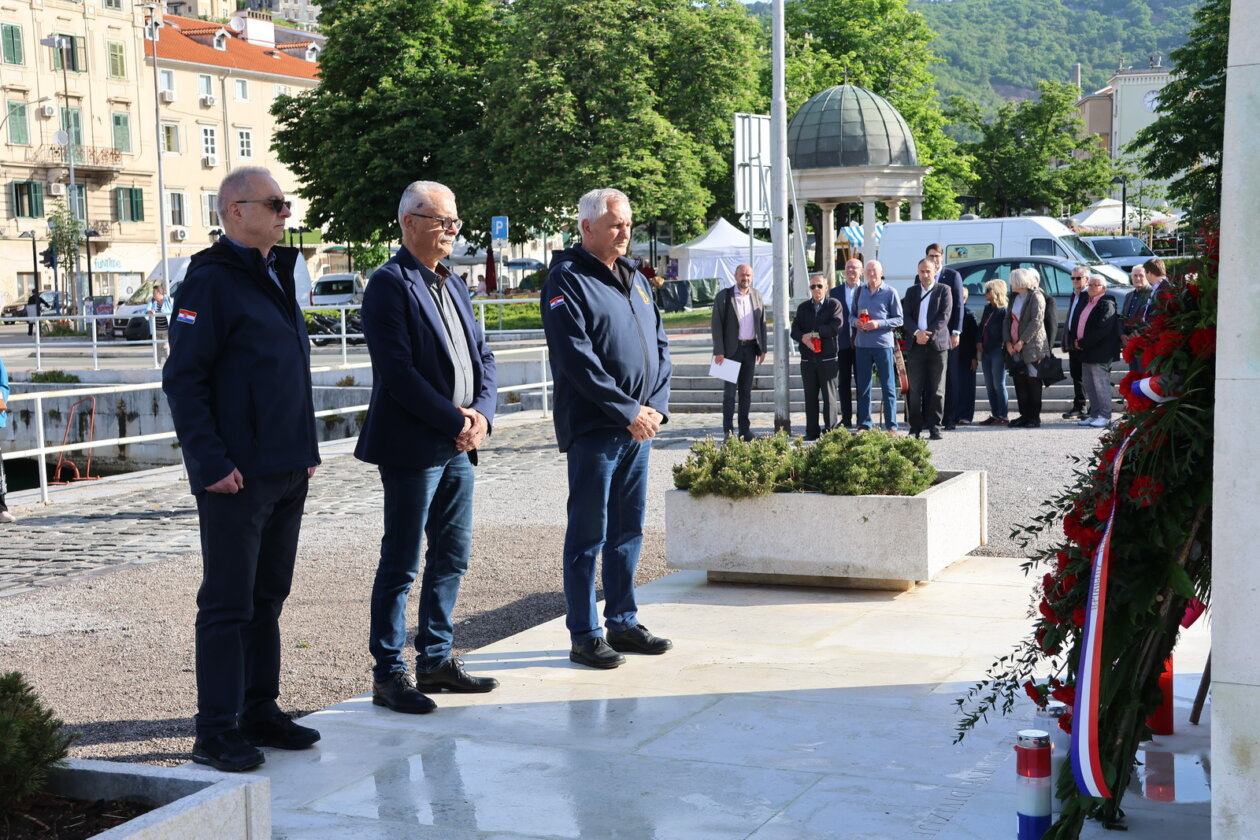 Polaganje-vijenaca-Dan-Europe-4