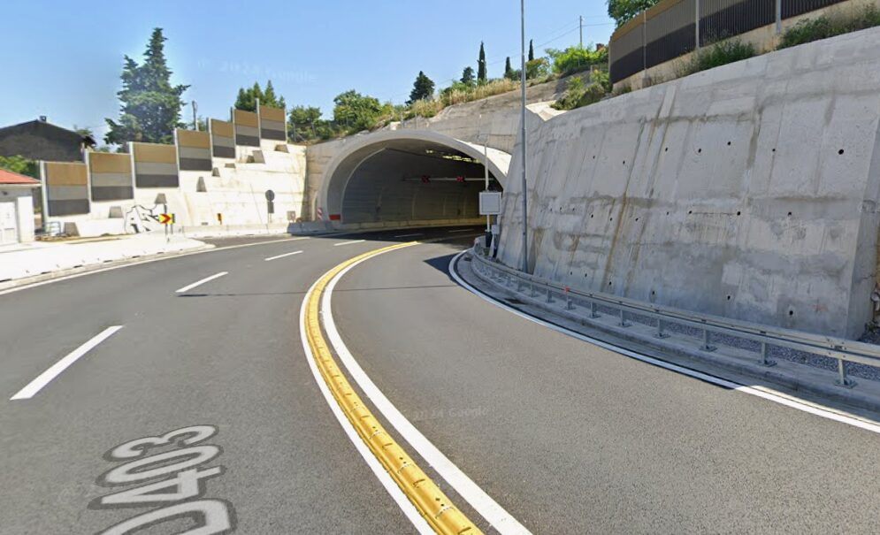 tunel-podmurvice