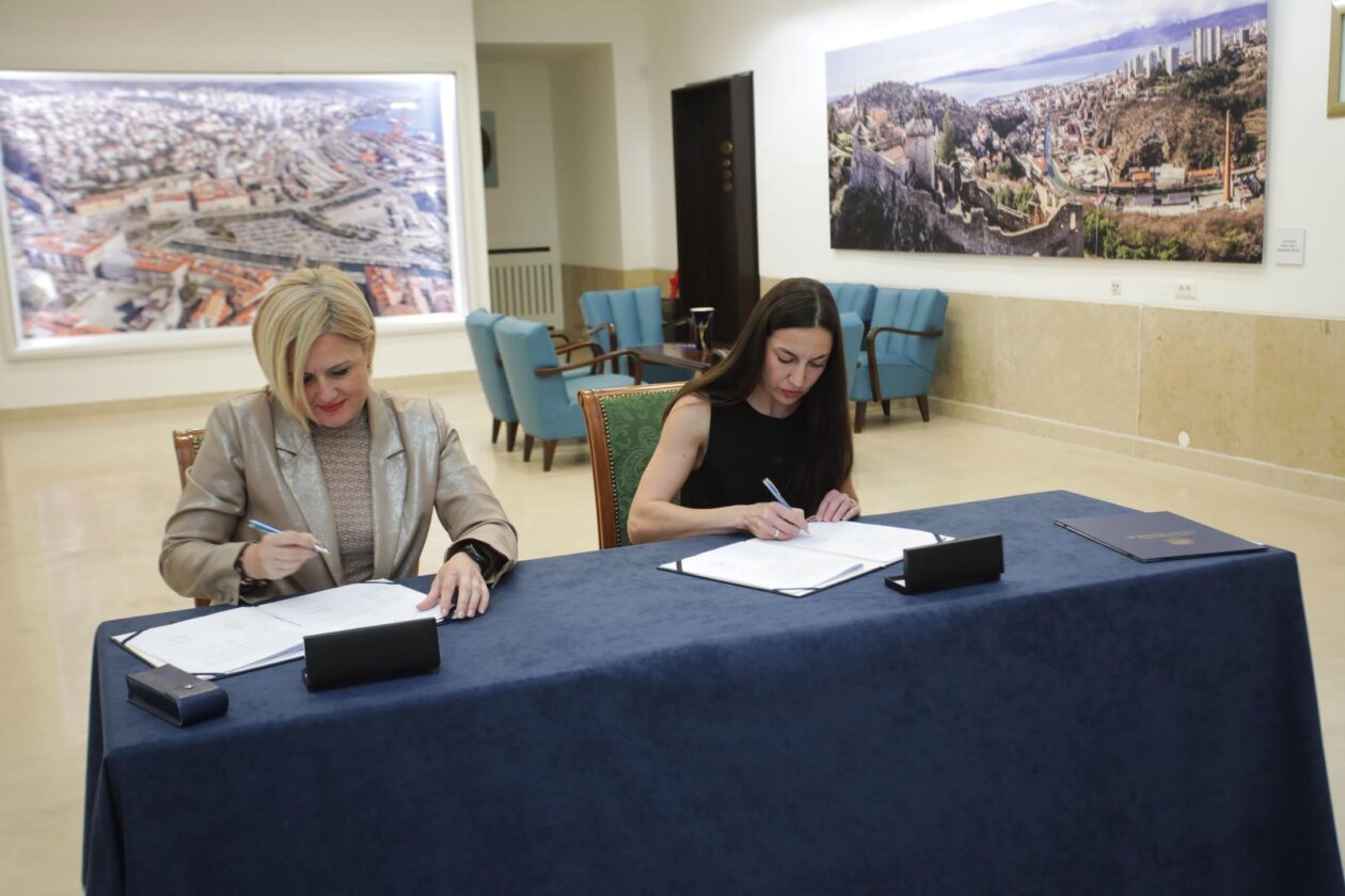 Rijeka: Potpisivanje ugovora o rušenju i gradnji nove škole Fran Franković Rijeka: Potpisivanje ugovora o rušenju i gradnji nove škole Fran Franković