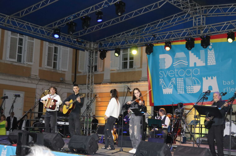 festival-canzonette-fiumane-(1)