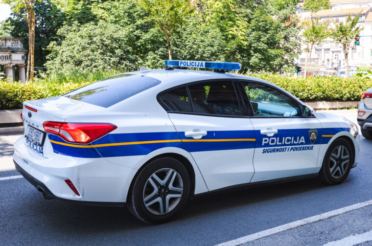ilustrativna policija-8693