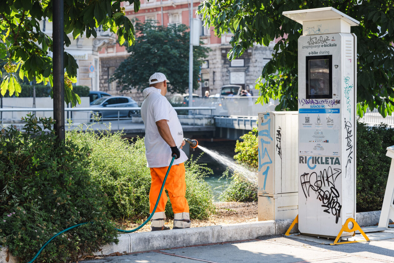 vrućine grad-9385 vrućine grad-9385