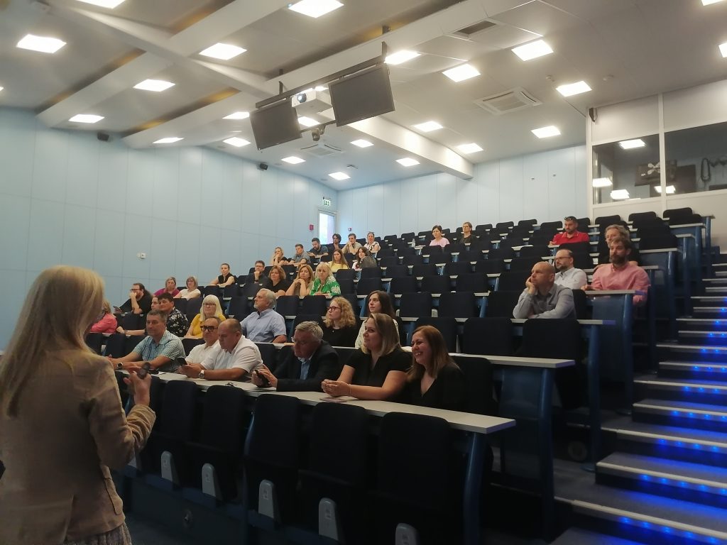11-AUDITORIJ-1024×768 11-AUDITORIJ-1024×768