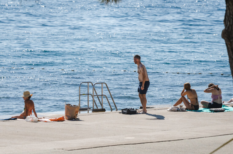 Ilustrativna Ičići plaža-6936