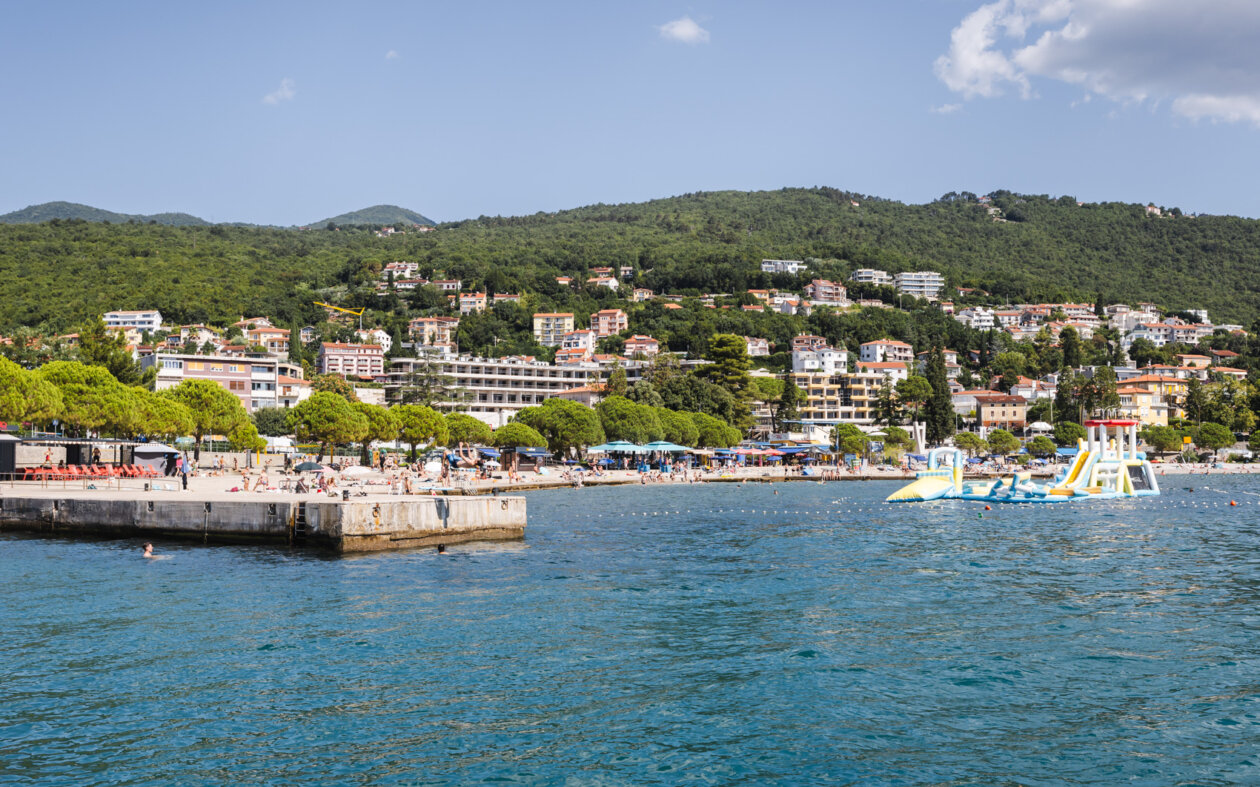 Ilustrativna Ičići plaža-7064