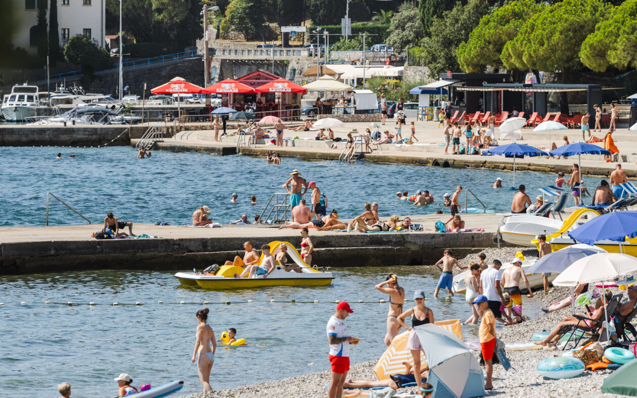 Ilustrativna Ičići plaža-7146