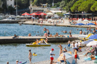 Ilustrativna Ičići plaža-7146